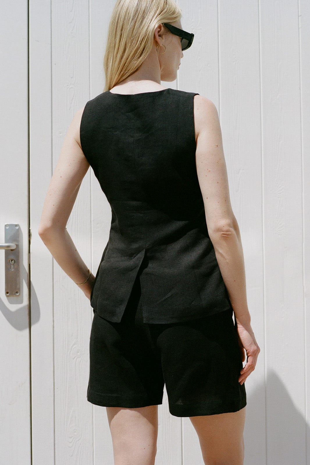 arkitaip Shorts The Sienna Pleated Shorts in black
